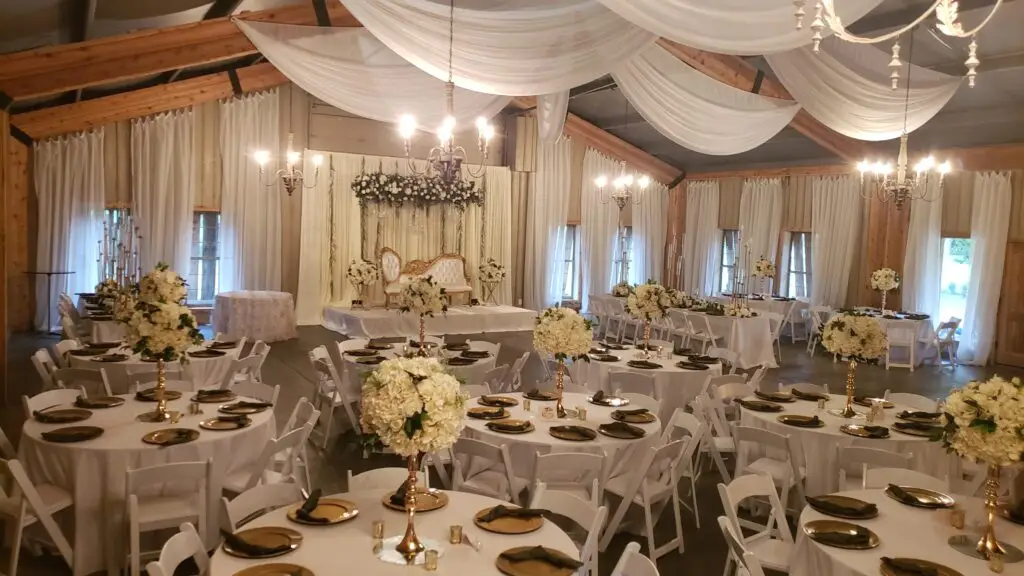 Carriage house wedding