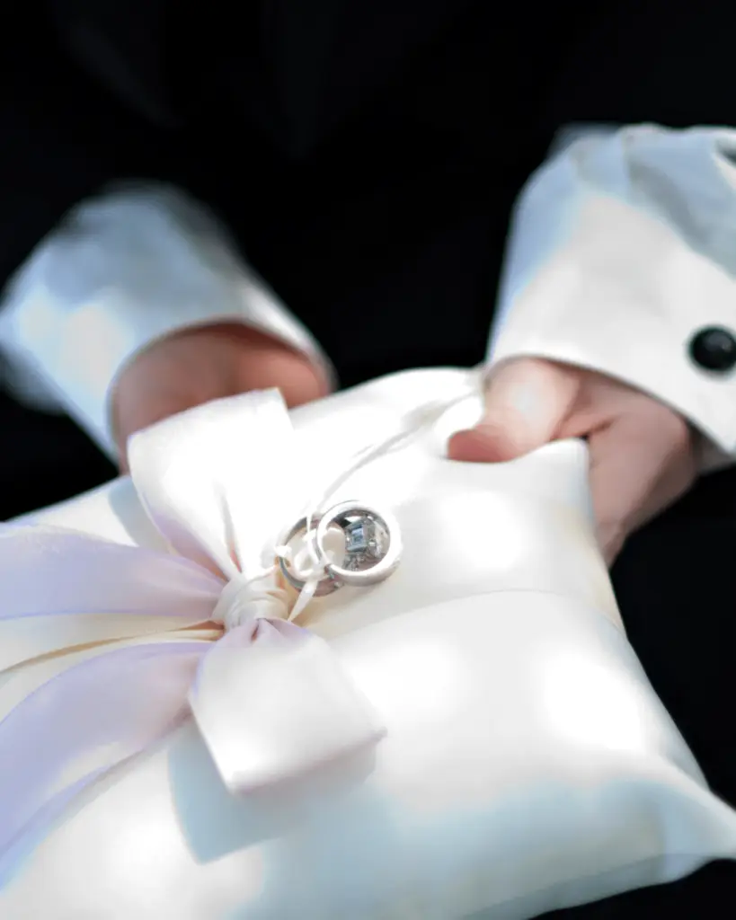 Ring bearer