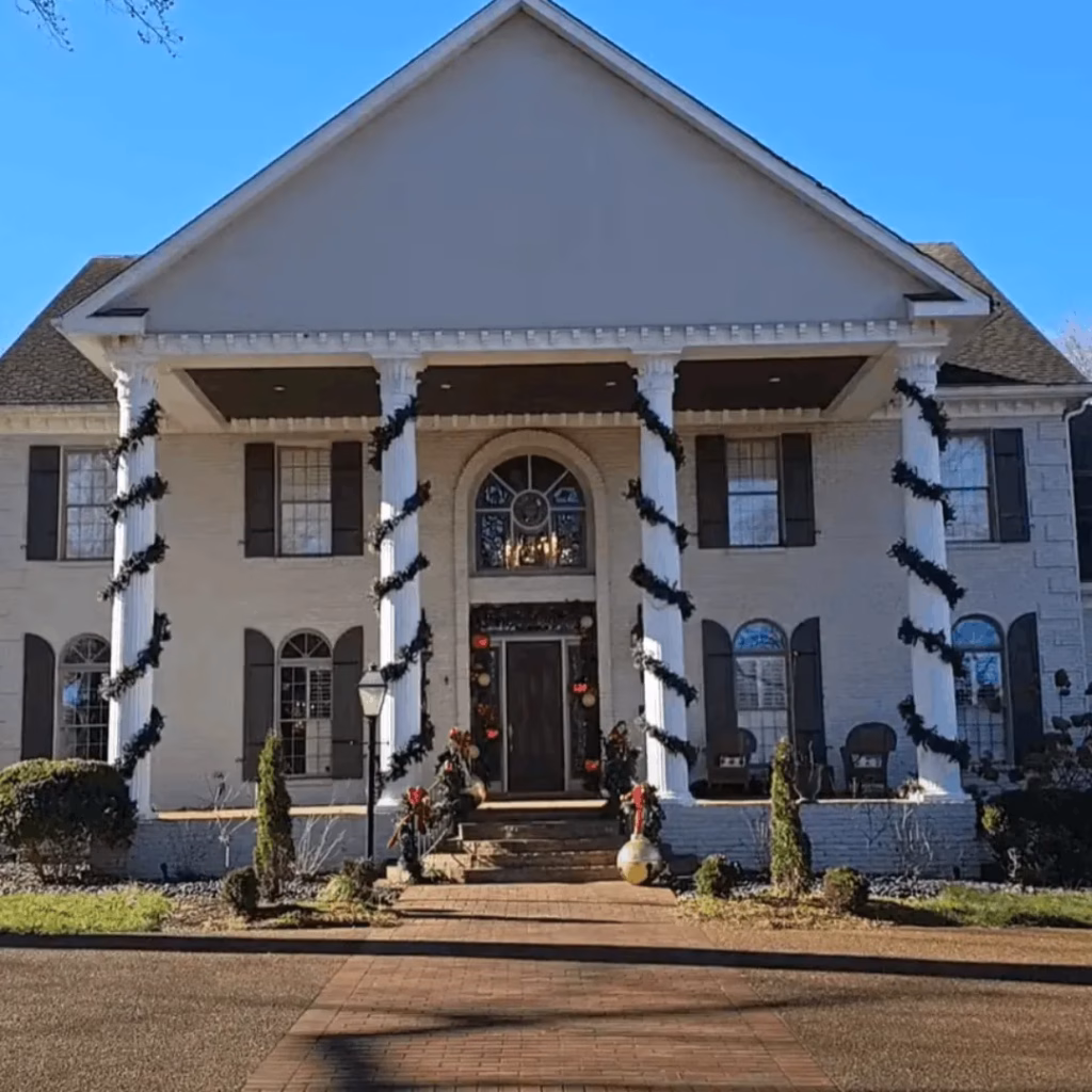 Winter at Treemont Mansion